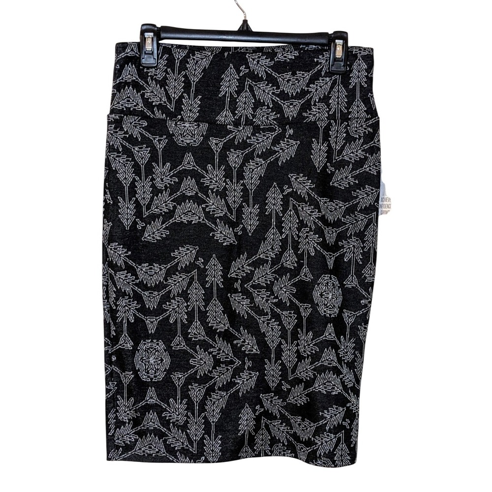 LuLaRoe Cassie Medium Stretch Cute Pencil Skirt Black White Arrow Print‎ NWT